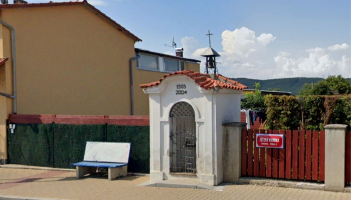 Prostranství u kapličky