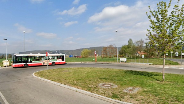 Rekultivace konečné autobusu (Panský dvůr)